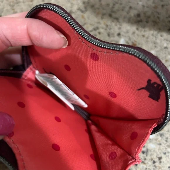 Lug Heart-Shaped Quilted Pouch in Purple and Pink - Picture 3 of 3